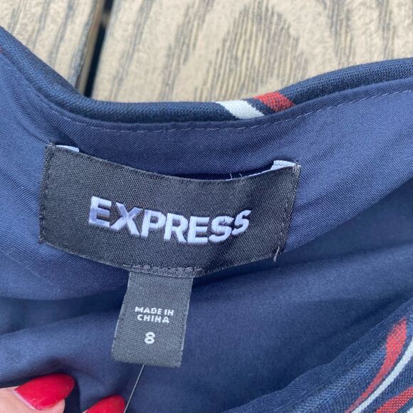 NWT Express Size 8 Blue Navy Red Mini Asymmetrical ruffle skirt - Picture 3 of 7